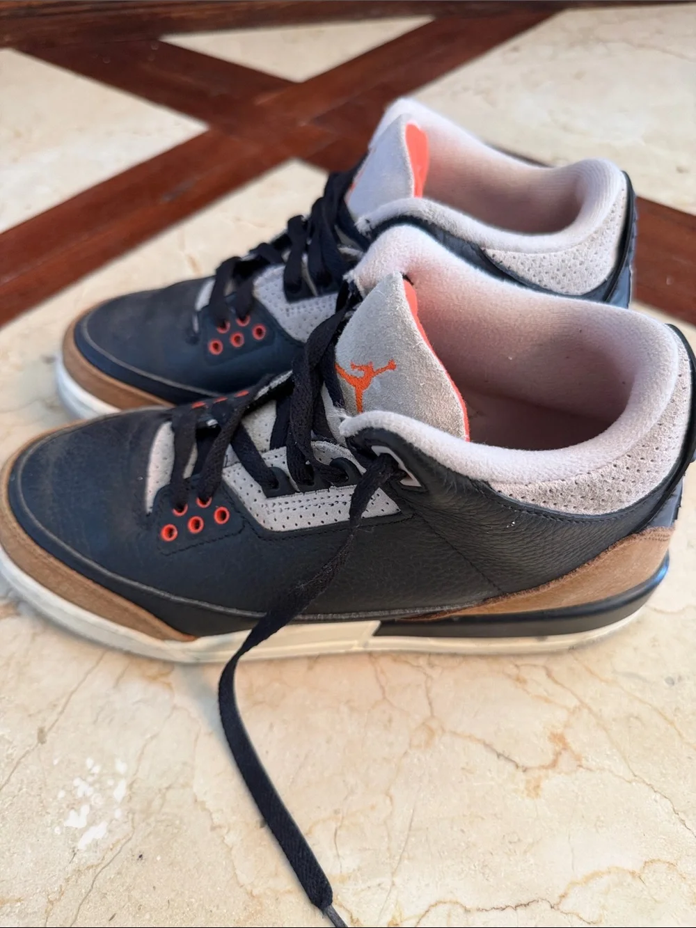 Nike Kids Black, Gray and Brown Low-Top Sneakers with Orange Accents